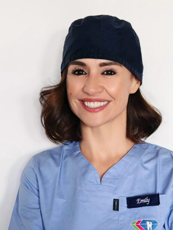 dentalclinic-dallatorre-emily-dentalhygienikerin-web
